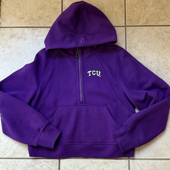 lululemon/TCU Collab Oversized Scuba Hoodie 1/2 Zip in College Purple Size XS/S - Picture 4 of 5